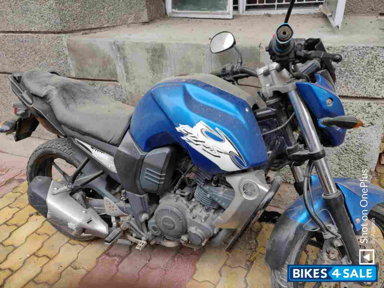 Blue Yamaha FZ-S