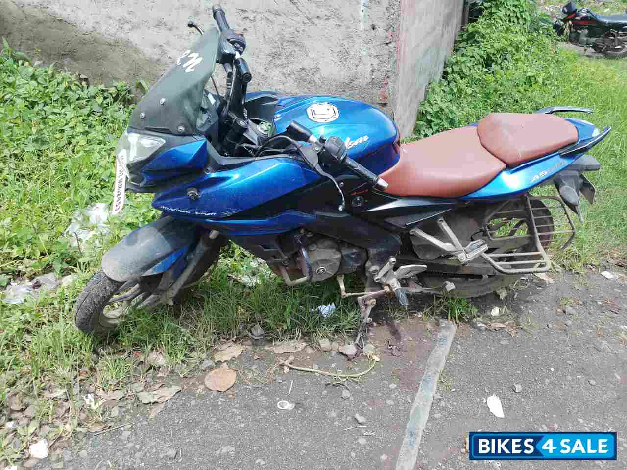 Blue Bajaj Pulsar AS 150