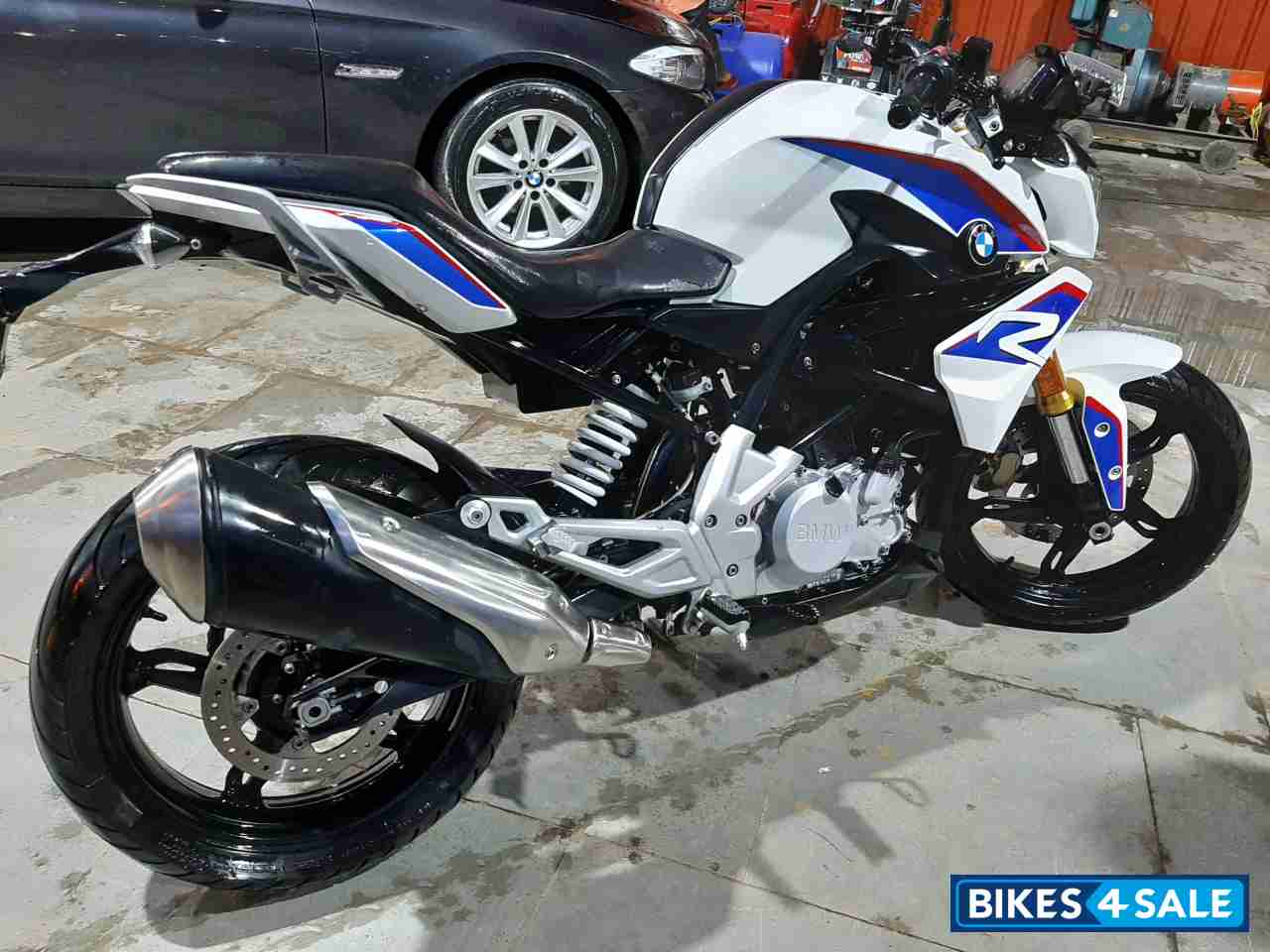Used 18 Model Bmw G 310 R For Sale In Bangalore Id Pearl White Colour Bikes4sale
