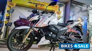 TVS Apache RTR 200 4V Race Edition 2.0