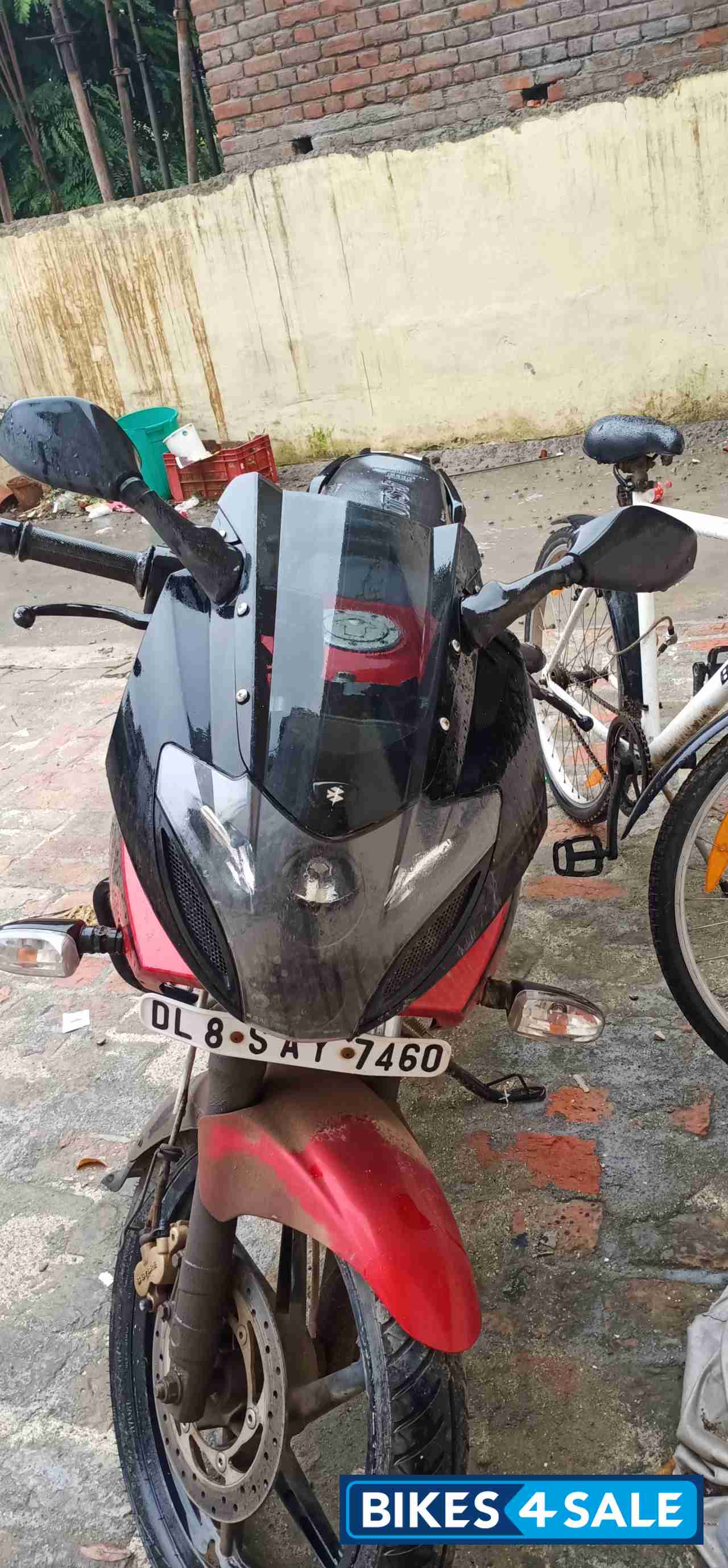 Red And Black Bajaj Pulsar 220F