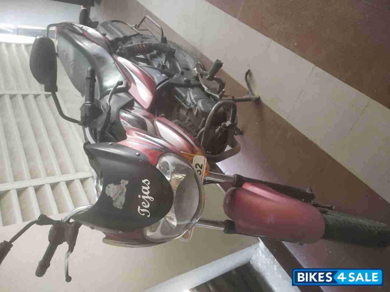 Bajaj Discover DTSi 135