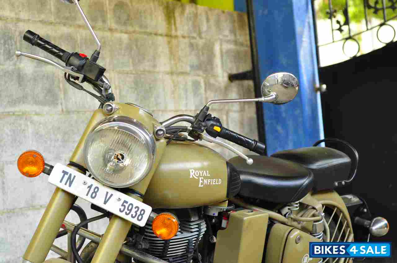 Royal Enfield Classic Desert Storm