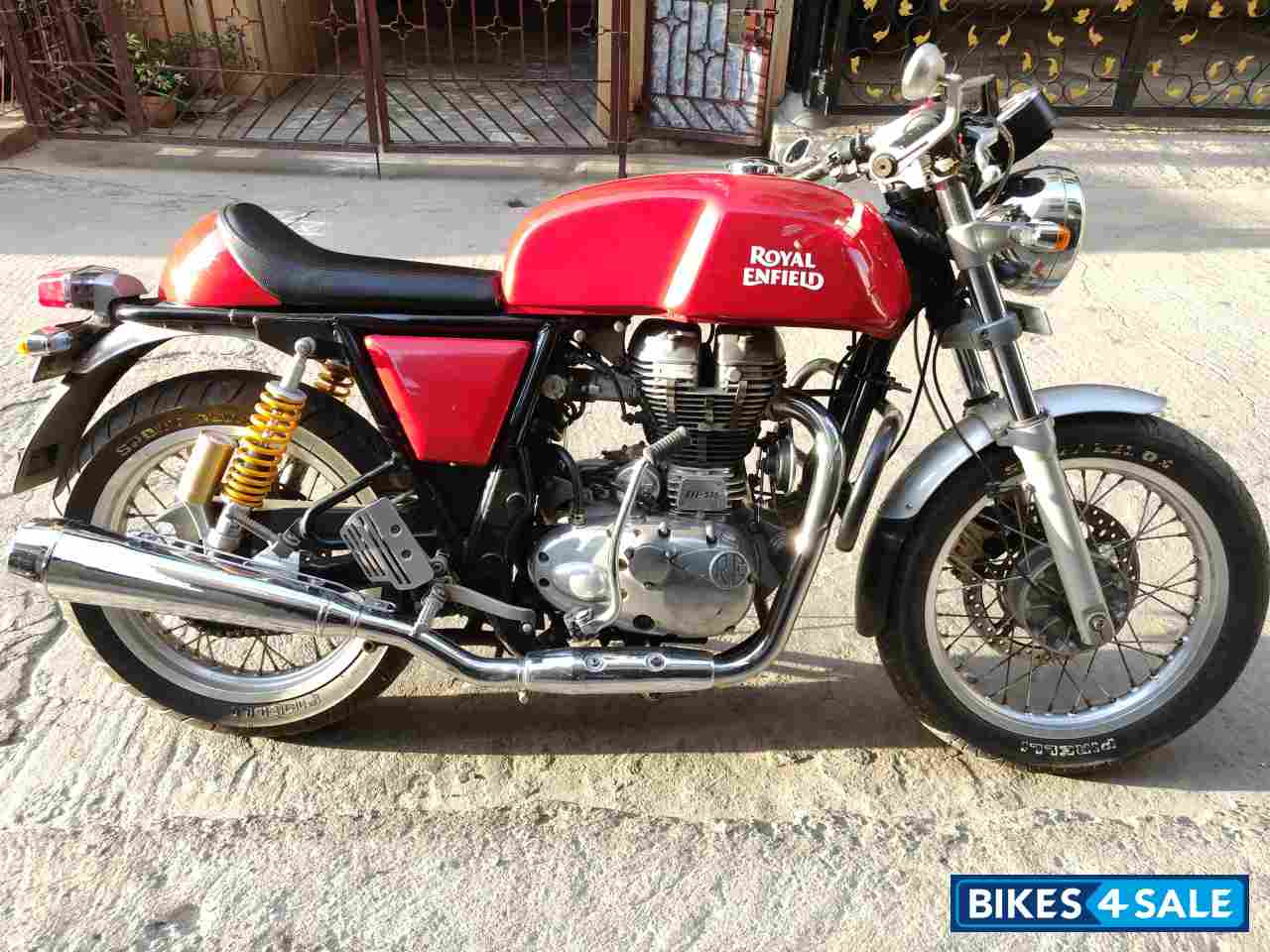 Red Royal Enfield Continental GT 535