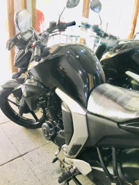 Black Yamaha FZ FI V2