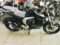 Black Yamaha FZ FI V2