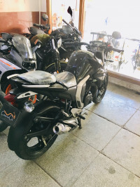 Black Yamaha FZ FI V2