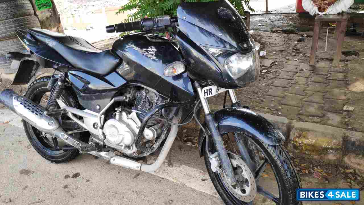 Bajaj Pulsar 150 Classic