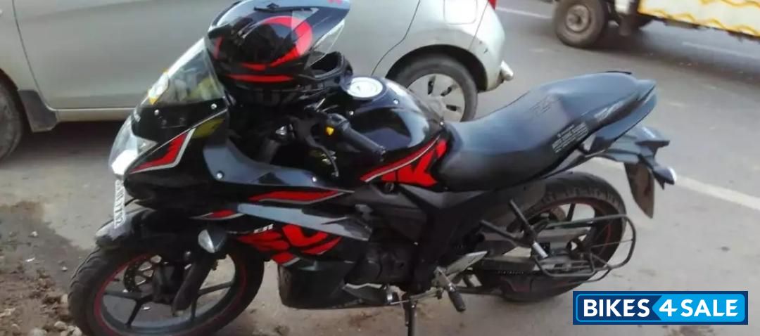 Red & Black Suzuki Gixxer SF