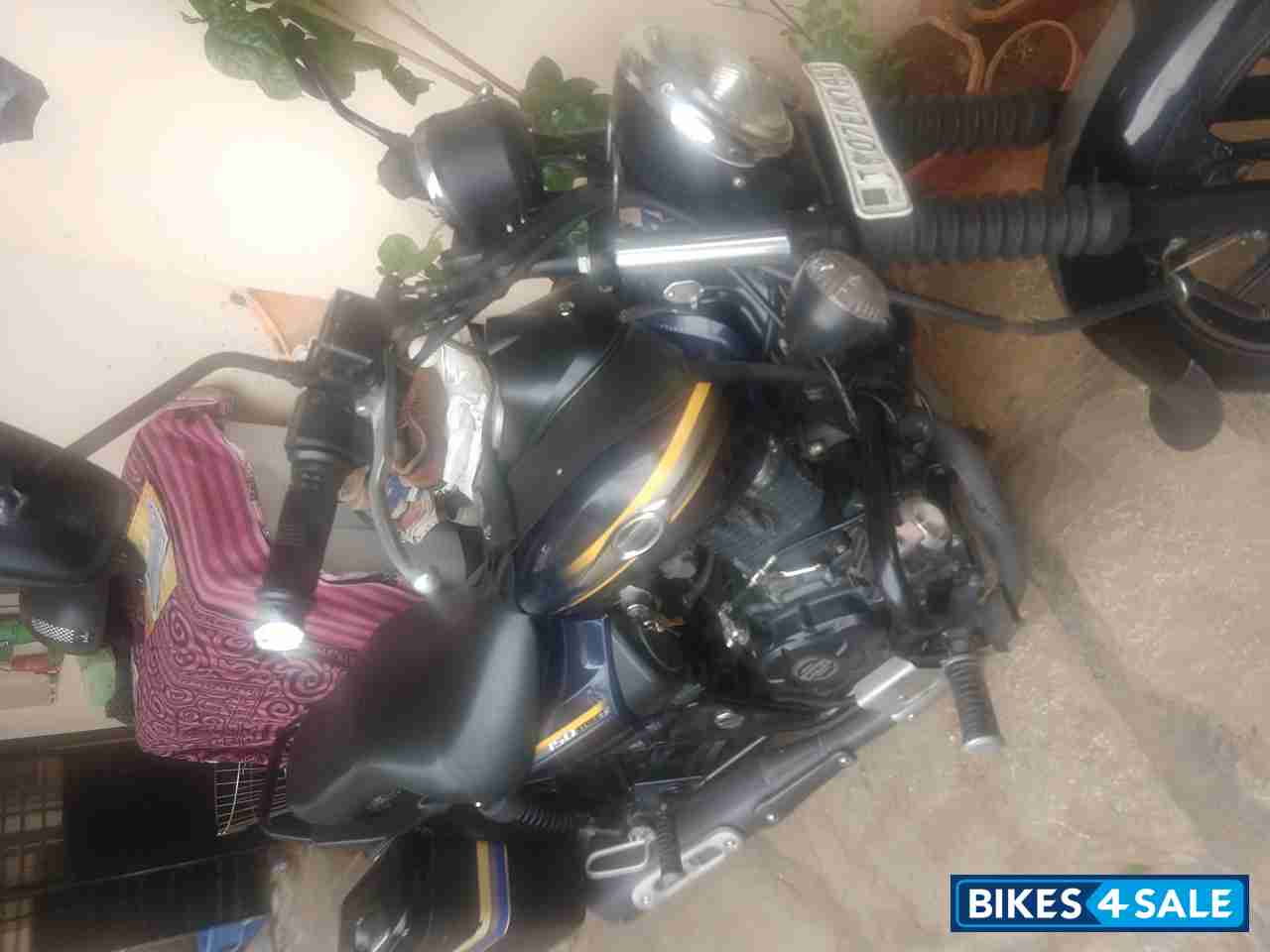 Bajaj Avenger Street 150