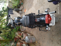 Black Royal Enfield Bullet 350 Twinspark