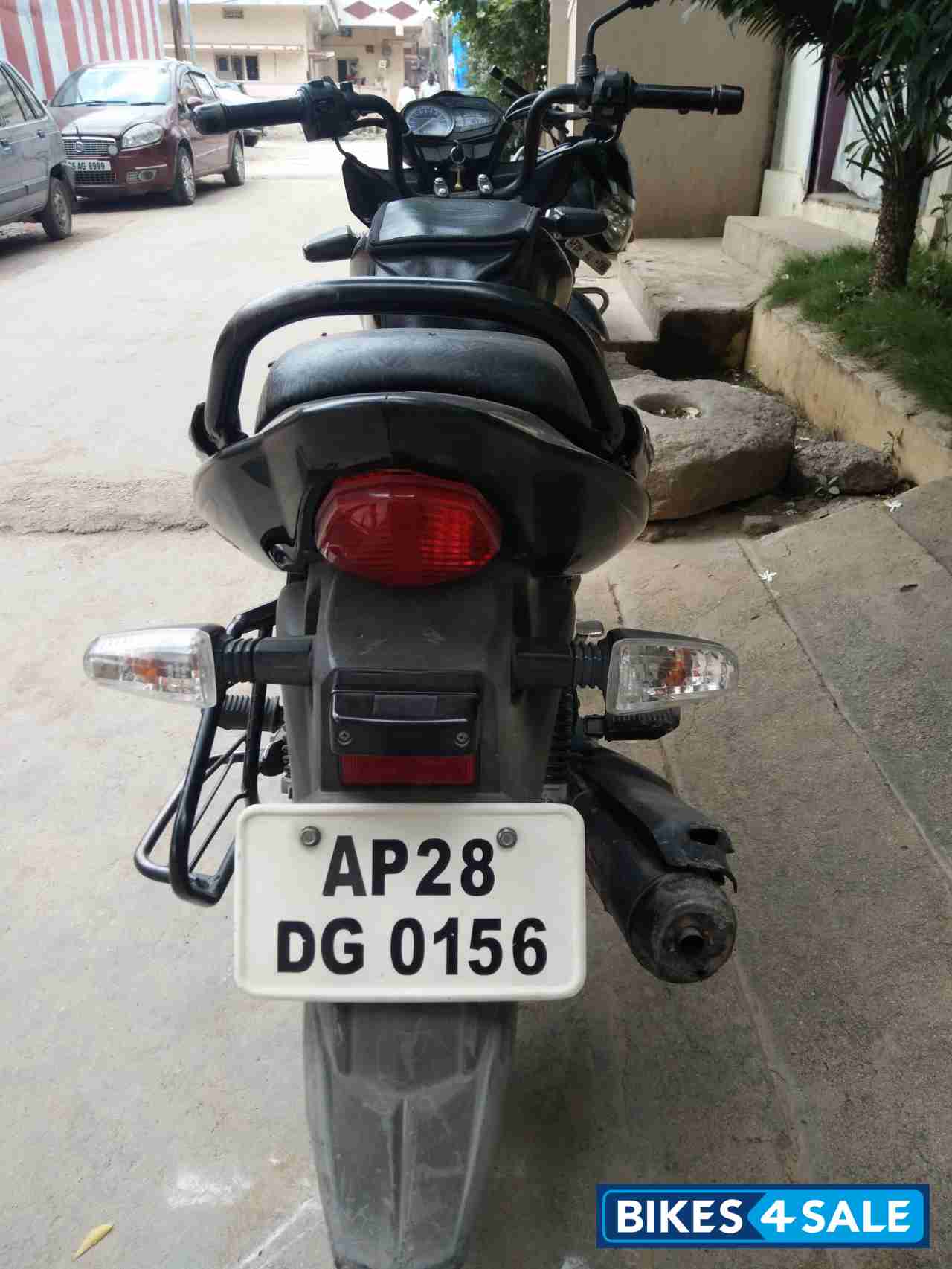 Black Suzuki SlingShot Black Suzuki SlingShot