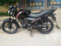 Black Suzuki SlingShot