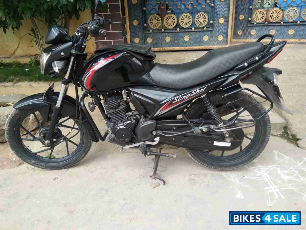 Black Suzuki SlingShot Black Suzuki SlingShot