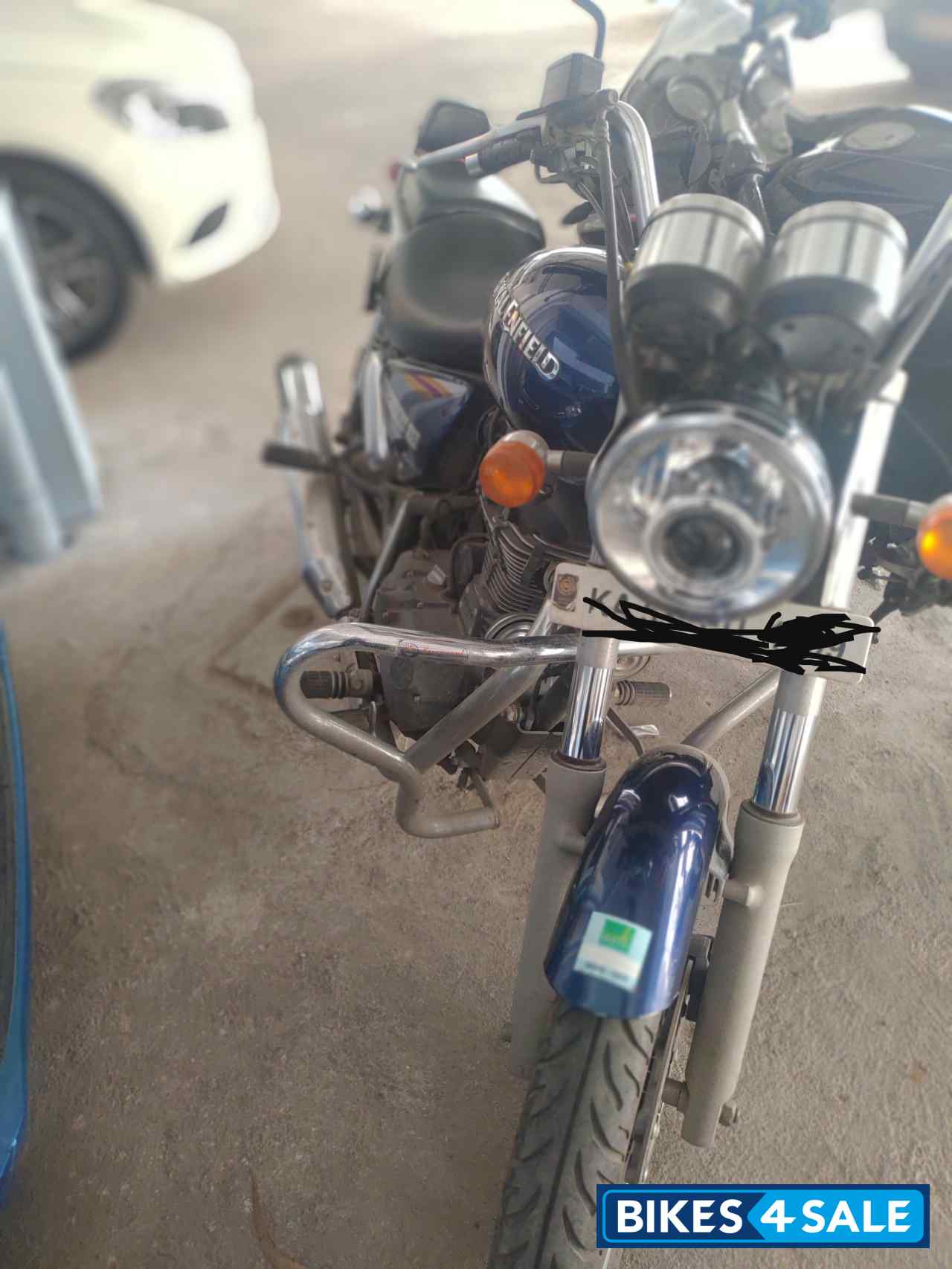 Royal Enfield Thunderbird 350 Royal Enfield Thunderbird 350