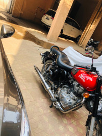 Red Royal Enfield Classic 350 Redditch Red