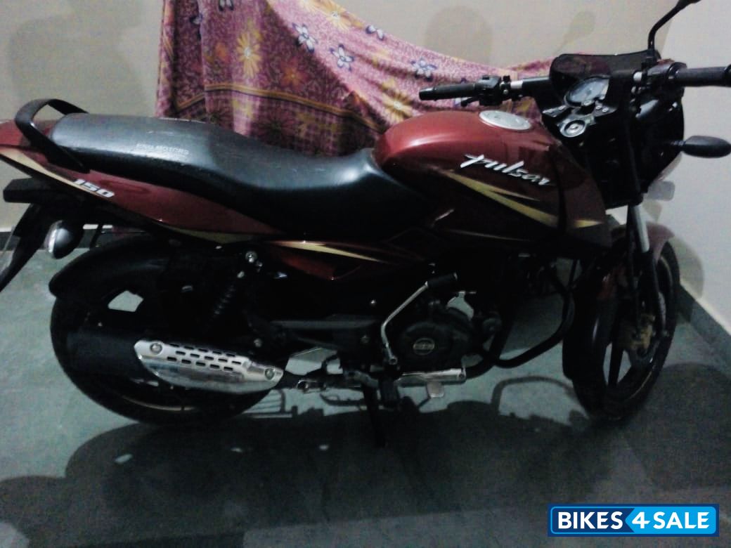 Red Bajaj Pulsar 150 DTSi
