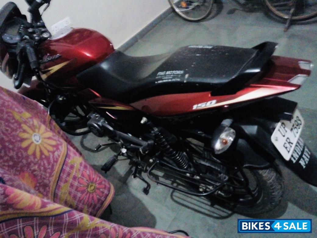 Red Bajaj Pulsar 150 DTSi