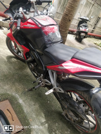 Bajaj Pulsar RS 200