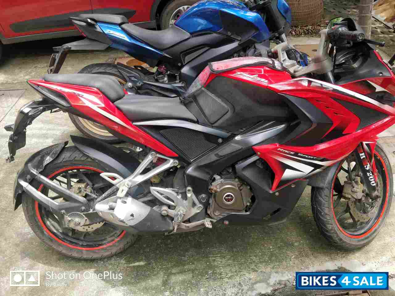 Bajaj Pulsar RS 200 Bajaj Pulsar RS 200