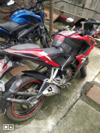 Bajaj Pulsar RS 200