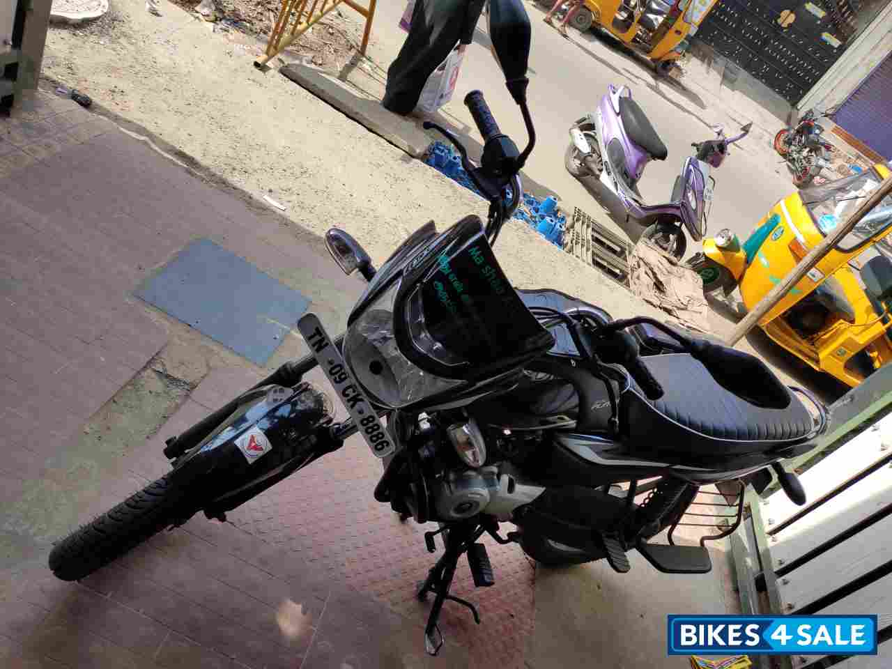 Used 2017 model Bajaj Platina 100 ES for sale in Chennai. ID 231728