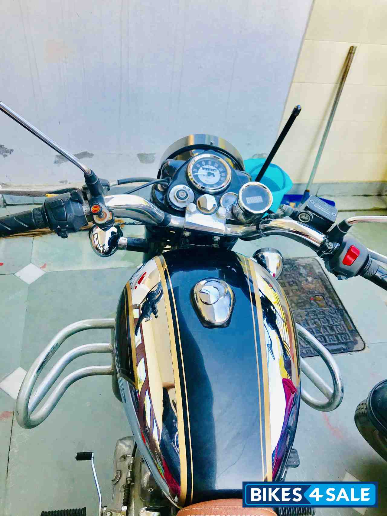 Chrome Royal Enfield Classic Chrome