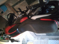 Bajaj V15