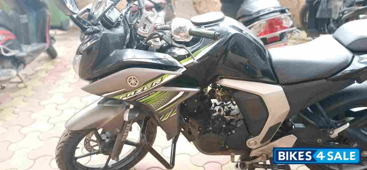 Yamaha Fazer FI V2 Yamaha Fazer FI V2