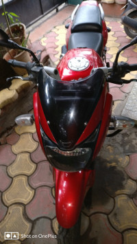 Red Bajaj Pulsar 180 DTSi