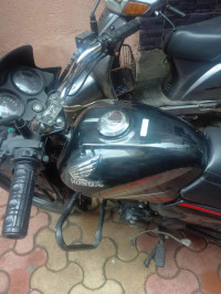 Black Honda CB Shine