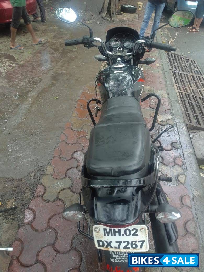 Black Honda CB Shine