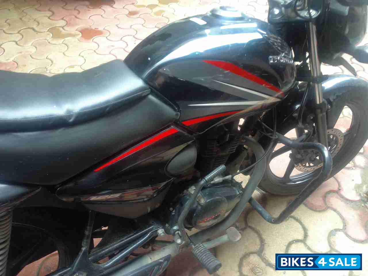 Black Honda CB Shine