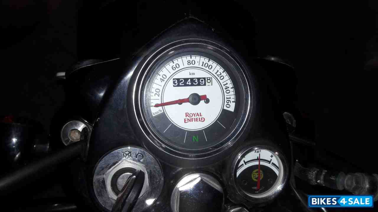 Silver Royal Enfield Classic 350 Silver Royal Enfield Classic 350