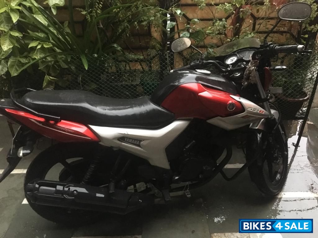 Red Black Yamaha SZ-R