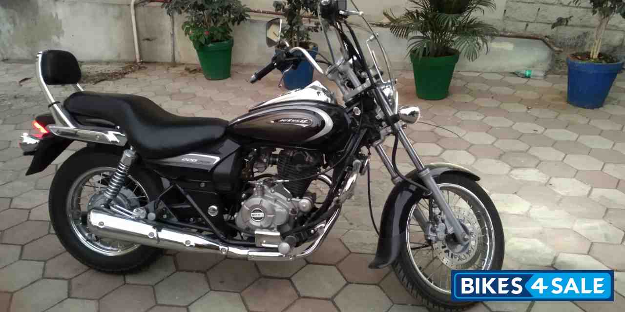 Bajaj Avenger Cruise 220