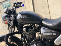Black Royal Enfield Thunderbird 350