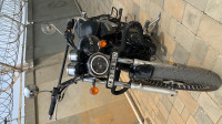 Black Royal Enfield Thunderbird 350