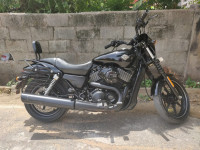 Black Harley Davidson Street 750