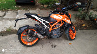 Orange KTM Duke 390