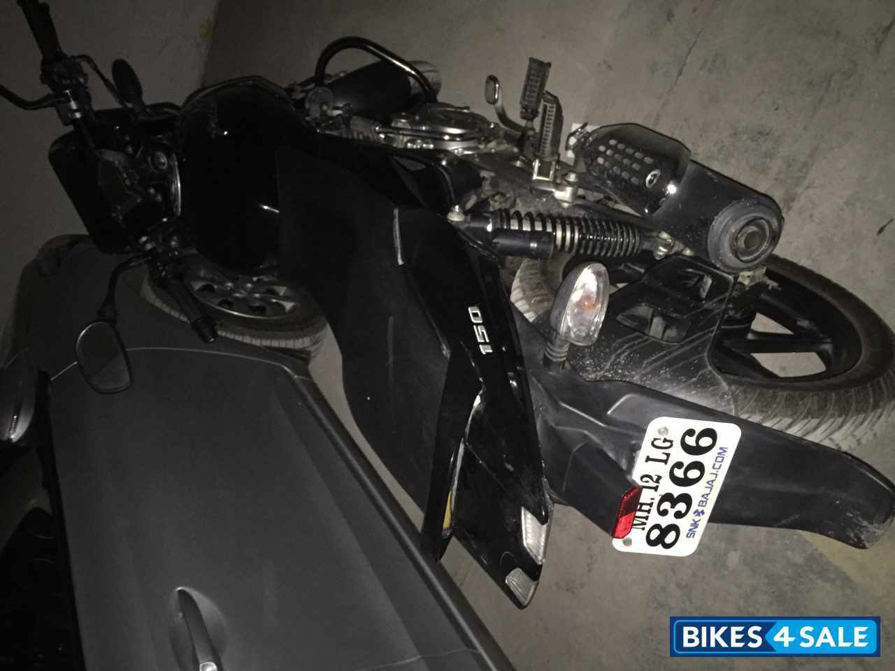 Black Bajaj Pulsar 150 DTSi