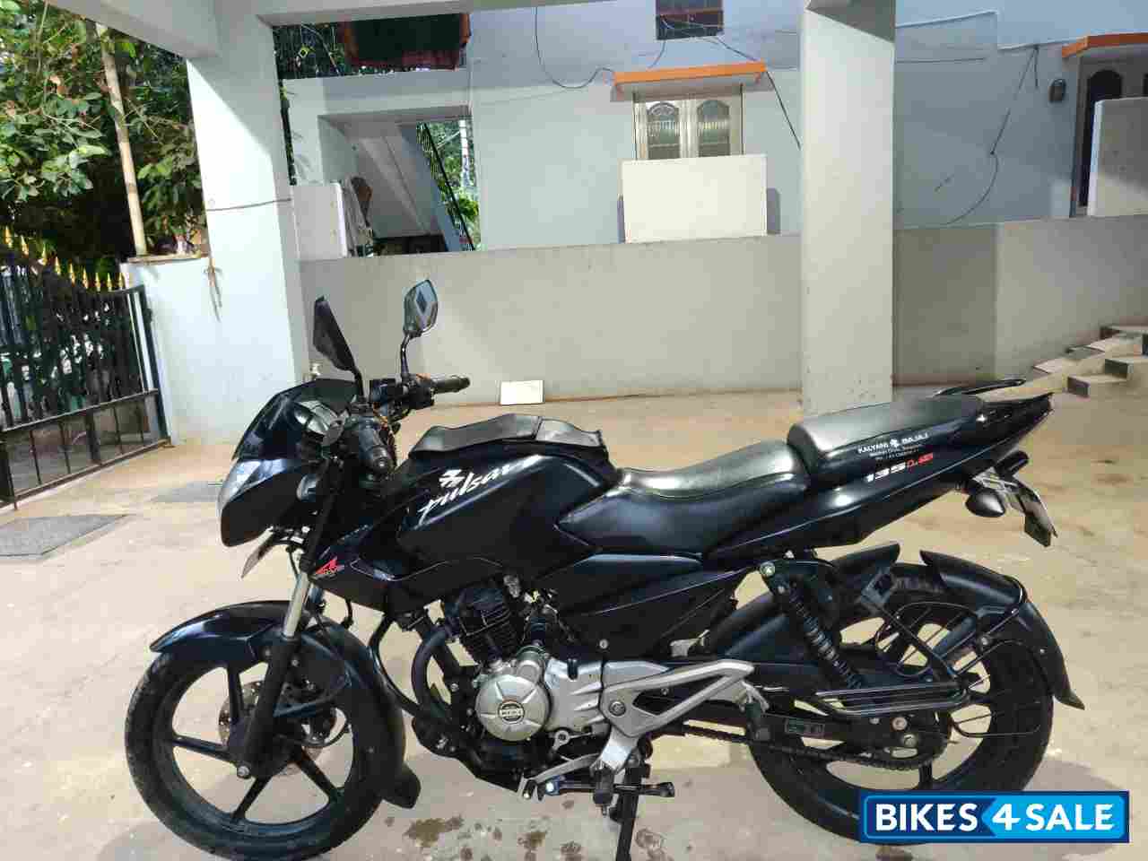 Bajaj Pulsar 135LS