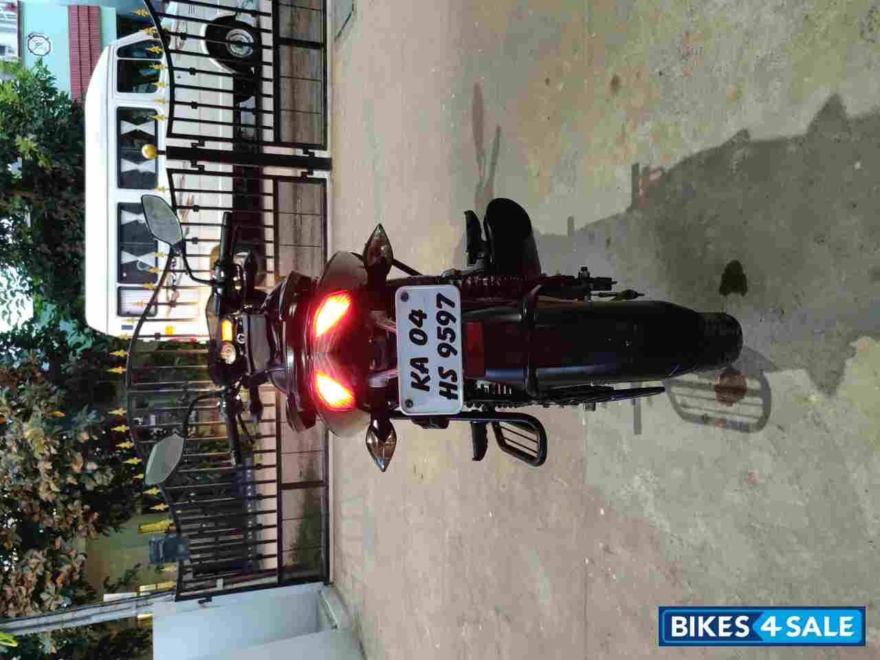 Bajaj Pulsar 135LS