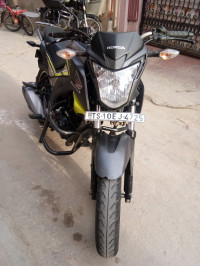 Honda CB Hornet 160R ABS