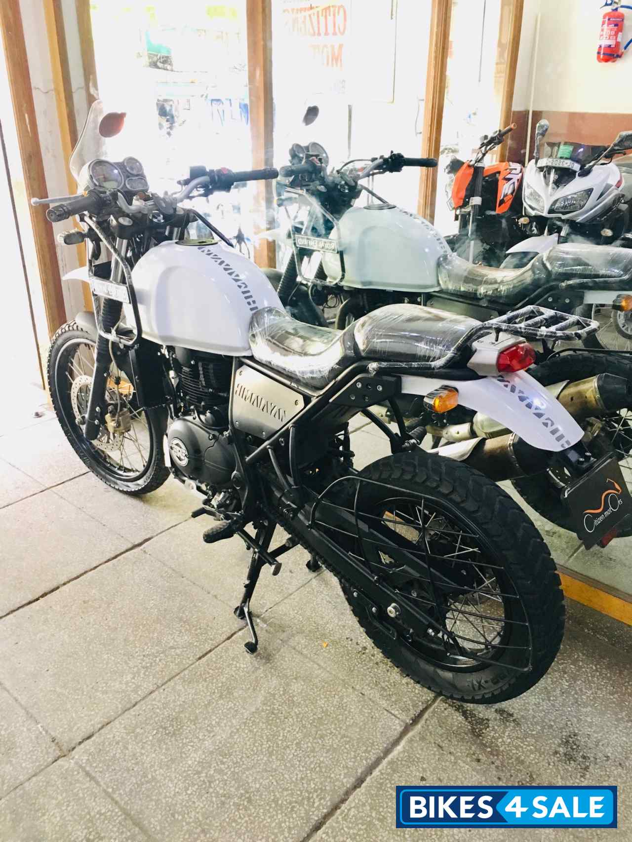 White Royal Enfield Himalayan