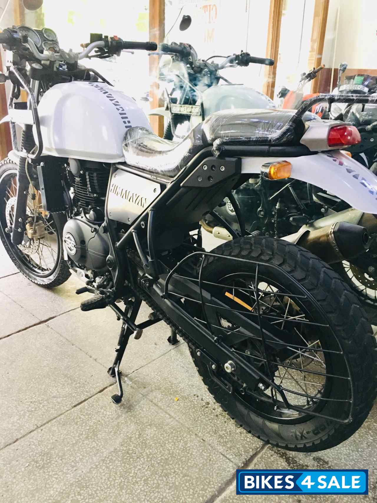 White Royal Enfield Himalayan