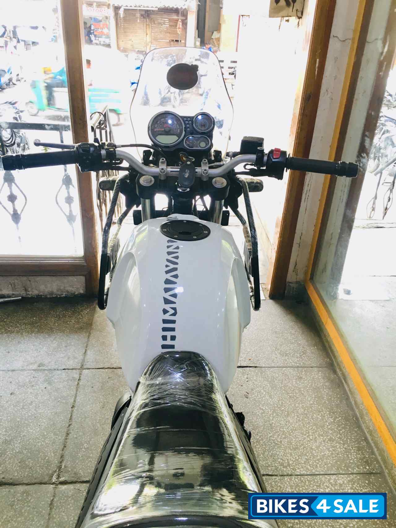 White Royal Enfield Himalayan