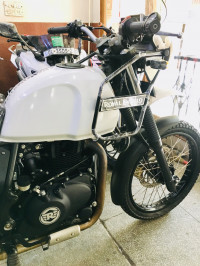 White Royal Enfield Himalayan