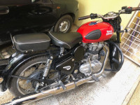 Redditch Red Royal Enfield Classic 350 Redditch Red