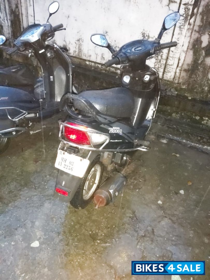 Black Mahindra Rodeo